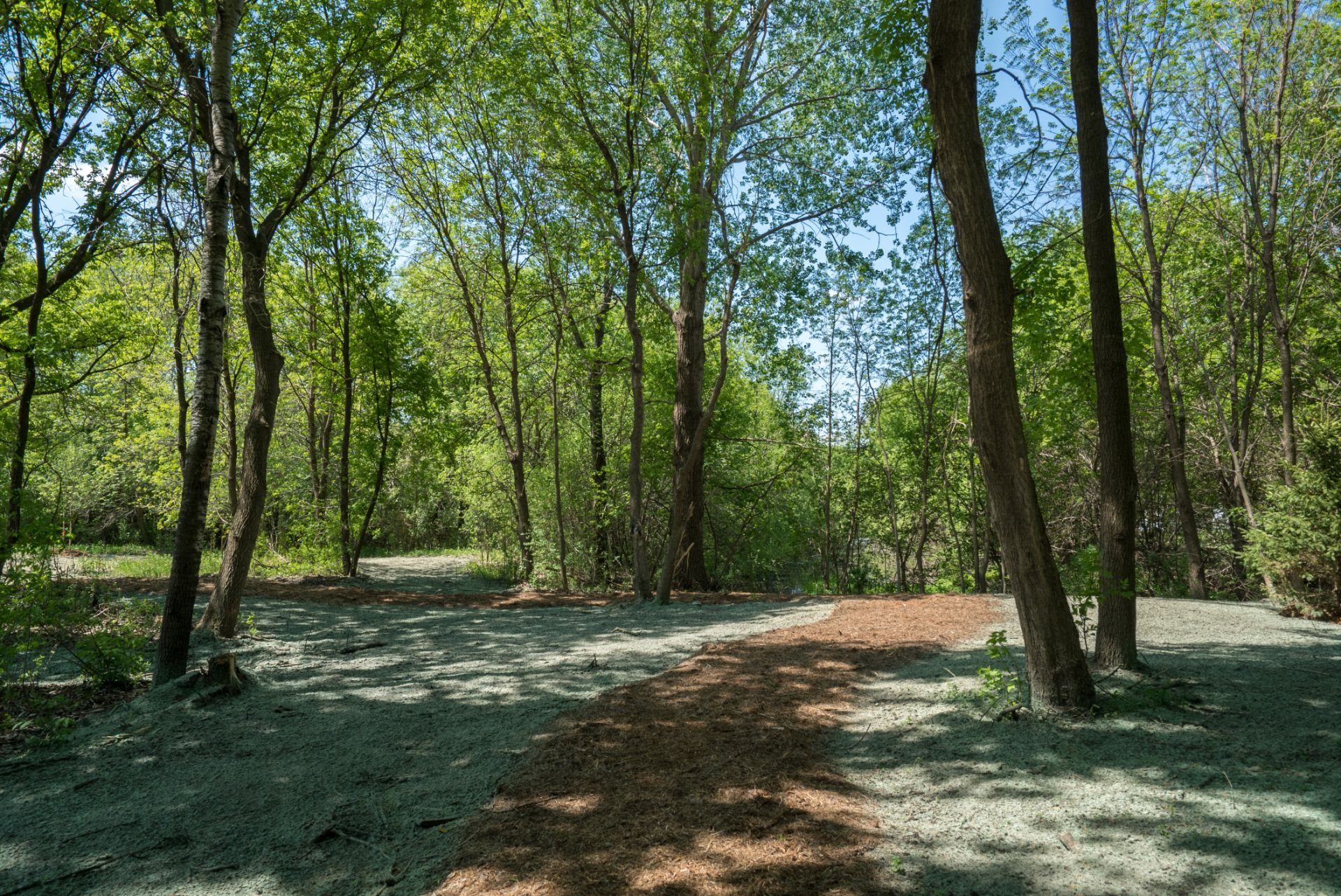 Amenities 9436 Ulysses Street NE Blaine, MN.55434-Healthy Apartment Living with Walking Trails and Outdoor Living