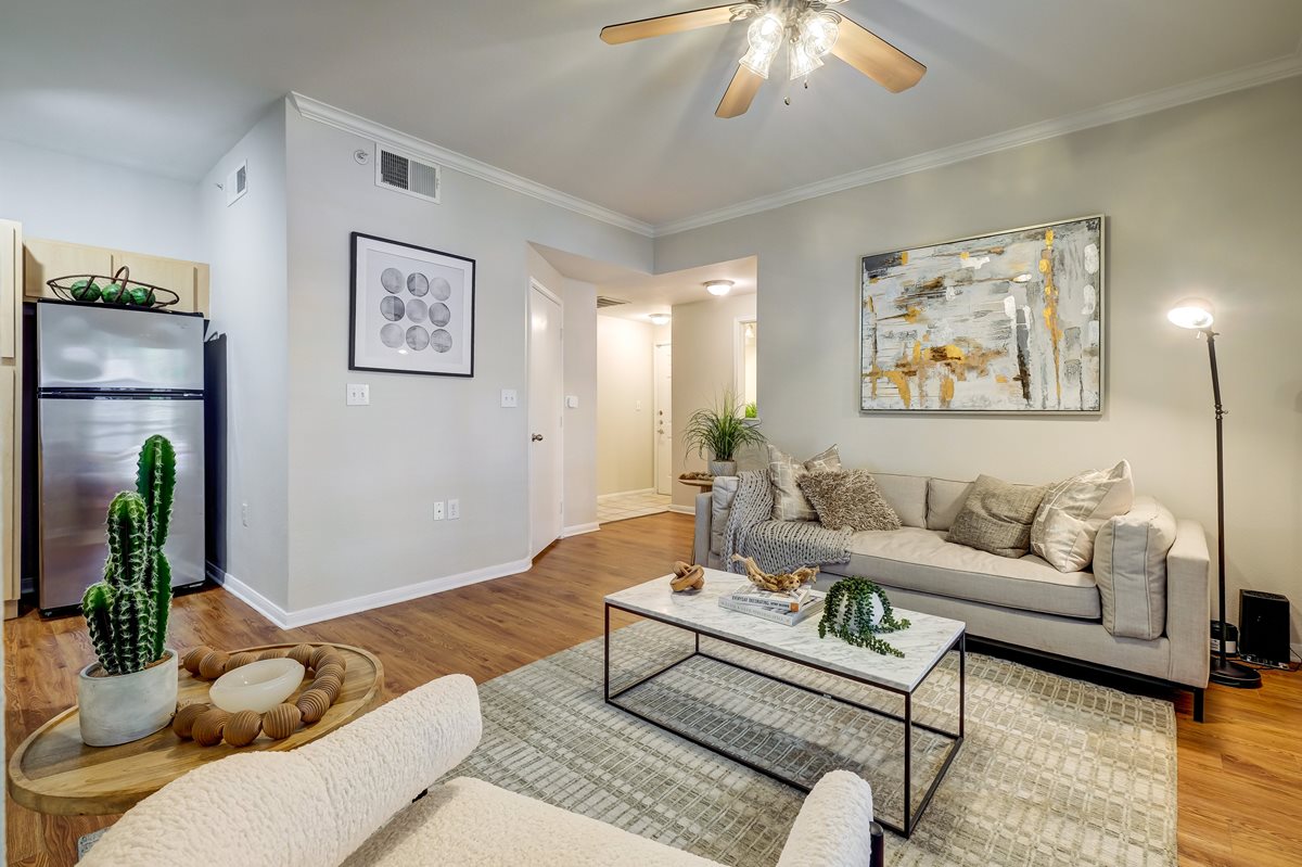 Highlands Hill Country Apartments