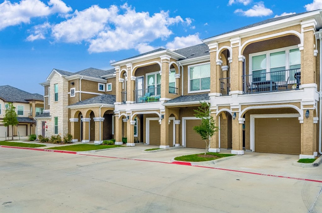 Exterior building at Villages 3Eighty, Texas