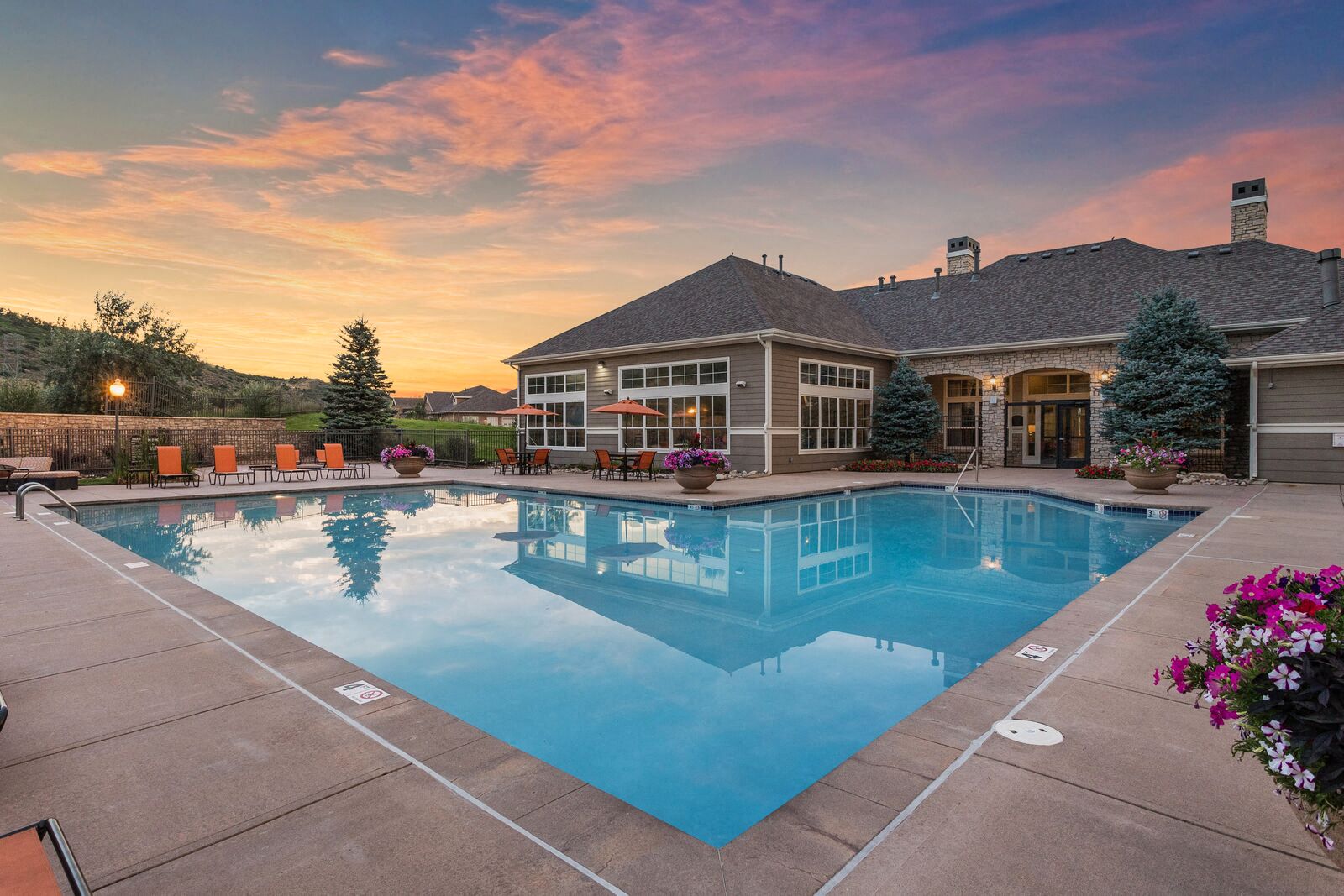 Photos of Dakota Ridge in Littleton, CO Apartments