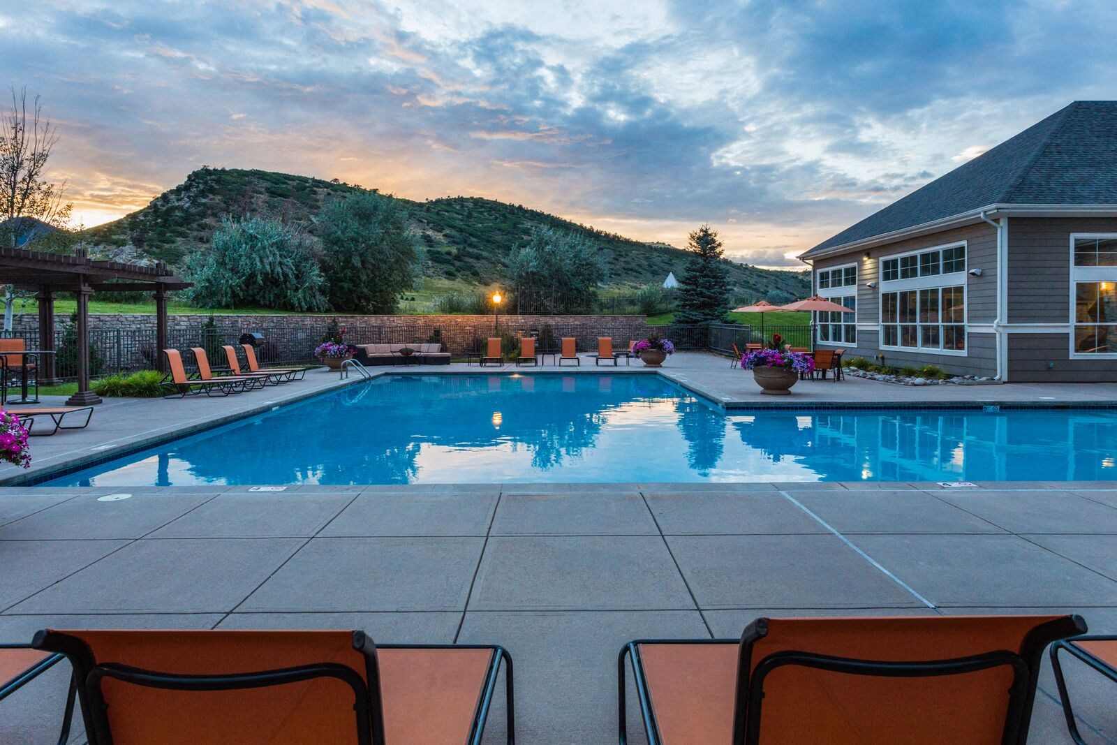 Dakota Ridge Apartments, 13310 W Coal Mine Ave, Littleton, CO RENTCafé