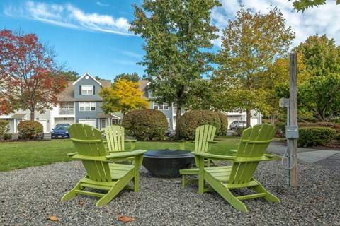 Ellington Metro West outdoor fireside retreat