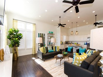 Living room with sofas at Retreat at Magnolia, Magnolia, 77354 - Photo Gallery 20
