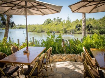 Nearby Waterfront Dining at The Sophia at Abacoa, Florida - Photo Gallery 52