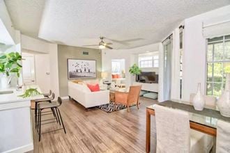 Large Living & Flex Space at The Sophia at Abacoa, Jupiter, Florida - Photo Gallery 4