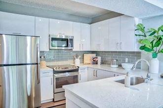 863 University Blvd 1-3 Beds Apartment for Rent - Photo Gallery 2