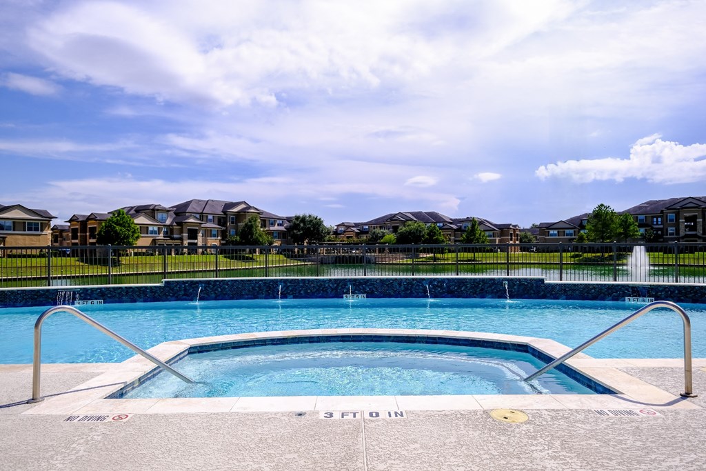 swimming pool at The Falls at Copper Lake apartments