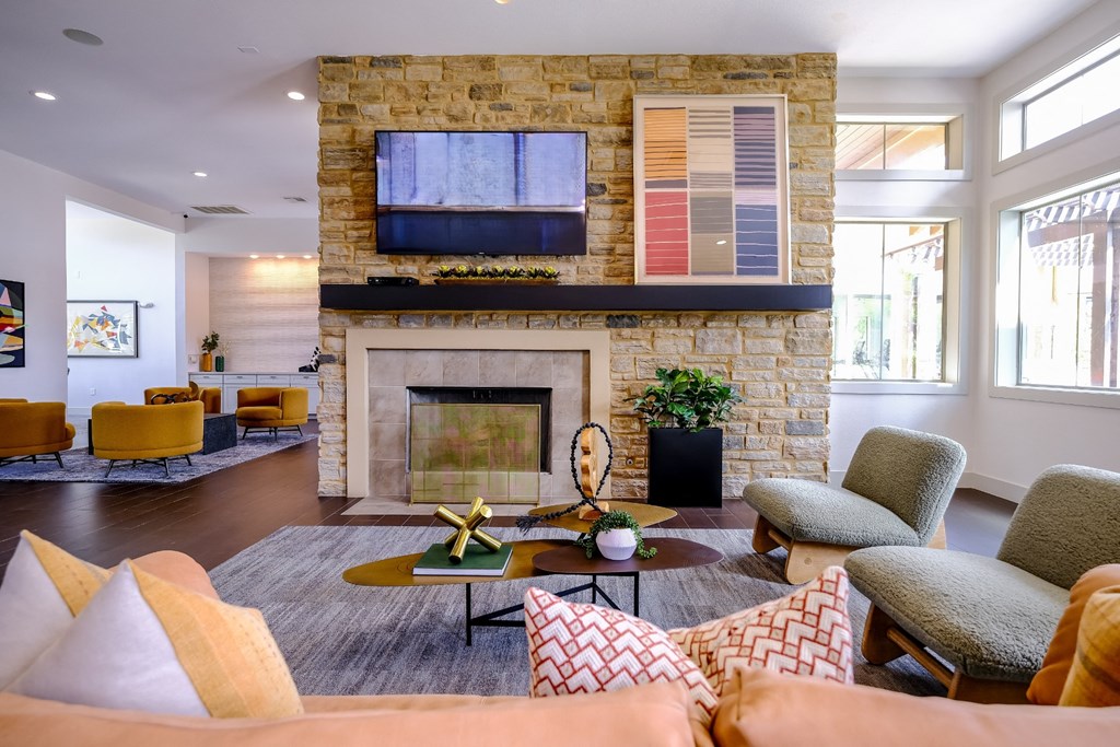 social lounge at The Falls at Copper Lake Houston apartments