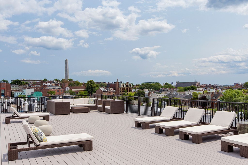 Rooftop Skydeck with Outdoor Living, Sundeck with Lounges and Charming Views of Historic Charlestown and Bunker Hill-Gatehouse at Gatehouse 75, Charlestown