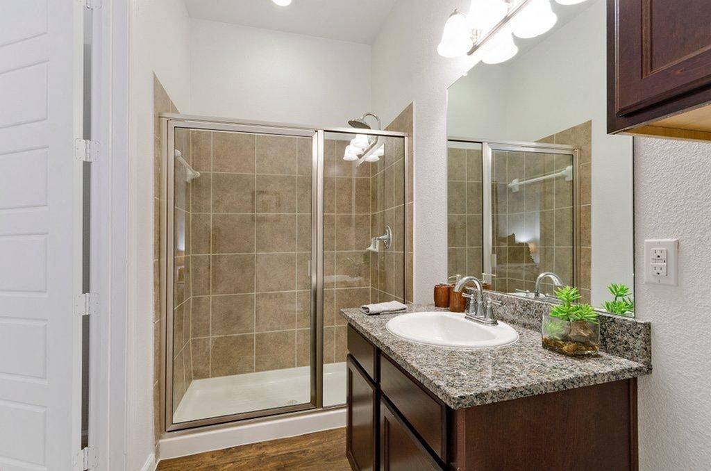 Soaking Tubs With Ceramic Tile at Berkshire Jones Forest, Conroe, TX, 77384