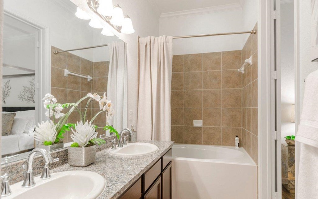 Large Soaking Tub In Bathroom at Berkshire Jones Forest, Conroe, 77384
