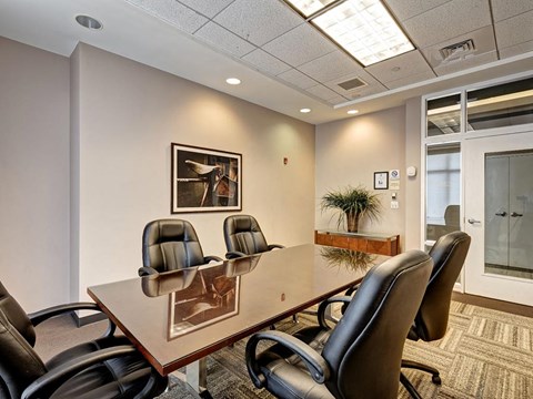 HighPoint Apartments Quincy with Executive Business Center-12 Highpoint Circle Quincy, MA 02169