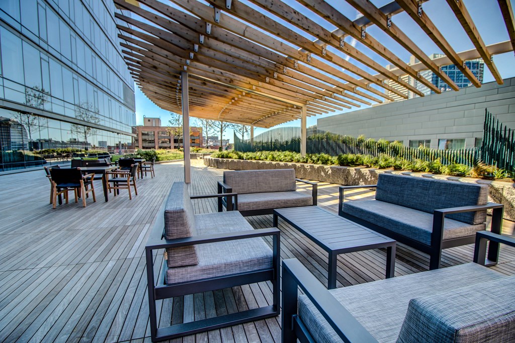 HoriZen Terrace The Benjamin Seaport