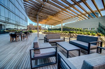HoriZen Terrace The Benjamin Seaport - Photo Gallery 41