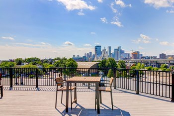 Luxury Apartments Charlestown MA with Rooftop Alfresco Dining with Stunning Views of Boston Skyline - Photo Gallery 5