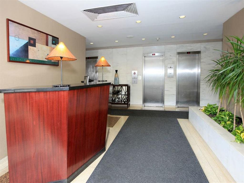 Amenities- 24-hour doorman at Towne House, St. Louis, MO, 63108