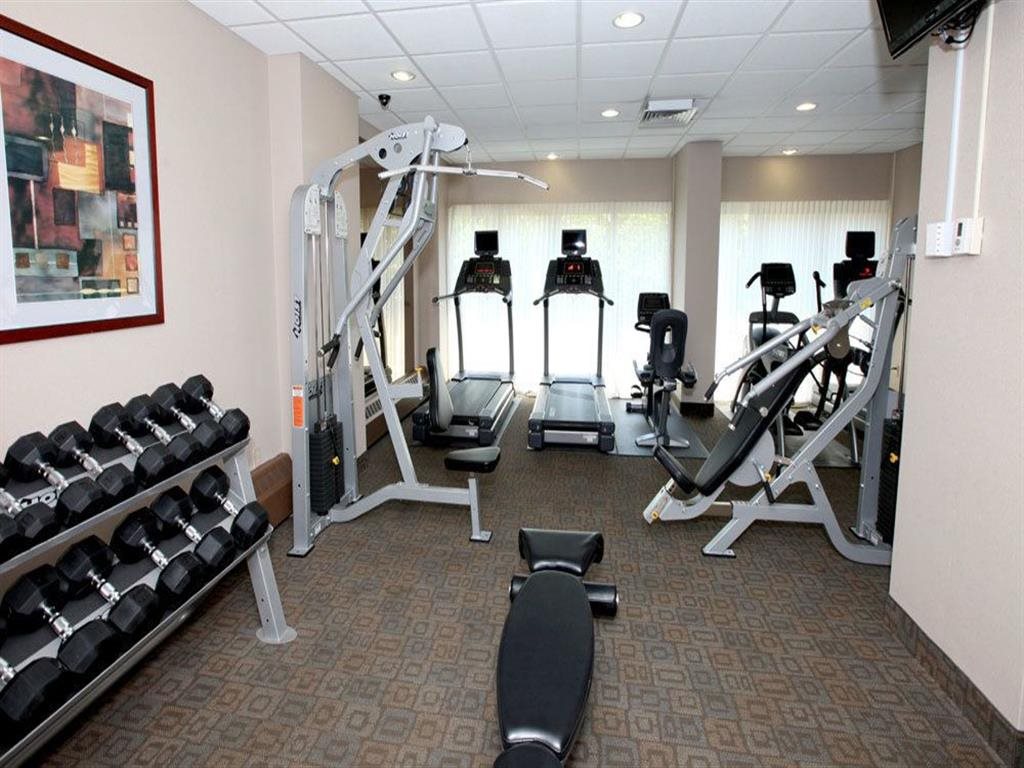 Amenities Towne House fitness center