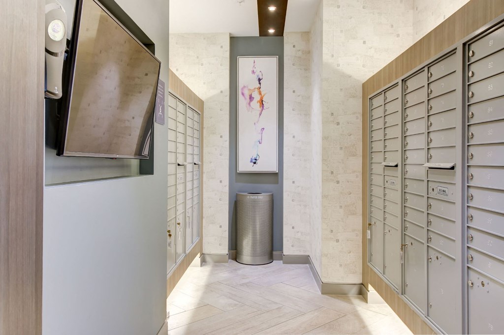 Apartments for Rent DC with Package Acceptance-2011 15th Street NW, Washington DC.  20009