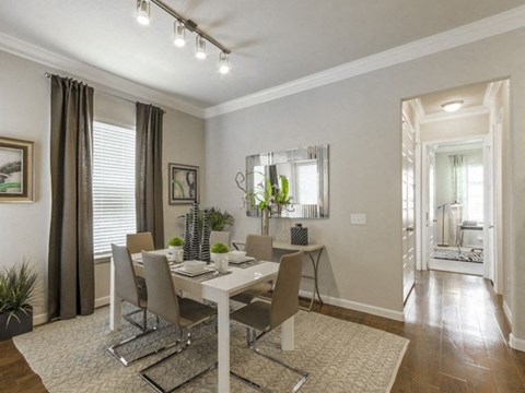 Impressive Dining Area at Berkshire Woodland, Conroe