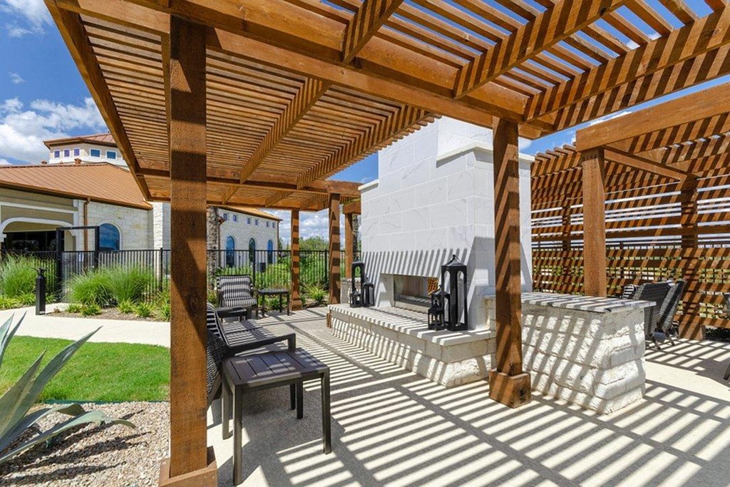 Outdoor Grill With Intimate Seating Area at Villages of Georgetown, Georgetown, TX, 78626