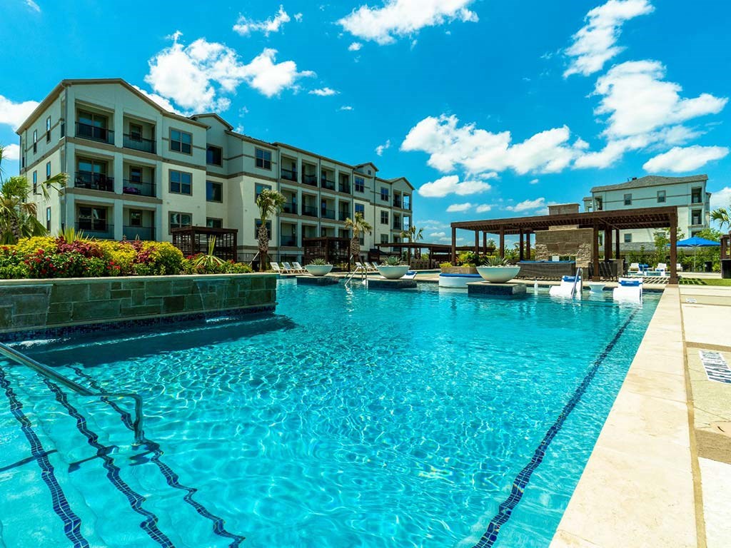 Swimming pool area at Parks at Bayside, Rowlett