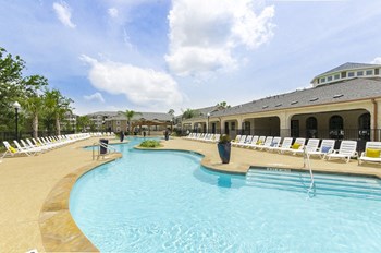 Swimming Pool at Villages of Magnolia, Magnolia - Photo Gallery 4