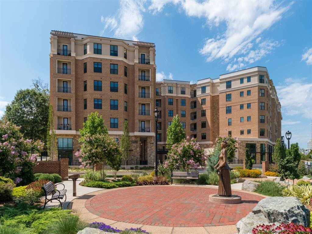 Dilworth, Charlotte Apartments | Berkshire Dilworth