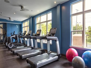 Fitness Center at Berkshire Main Street, Durham - Photo Gallery 5