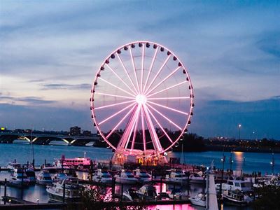 Apartments near National Harbor -MetroPlace at Town Center Camp Springs MD
