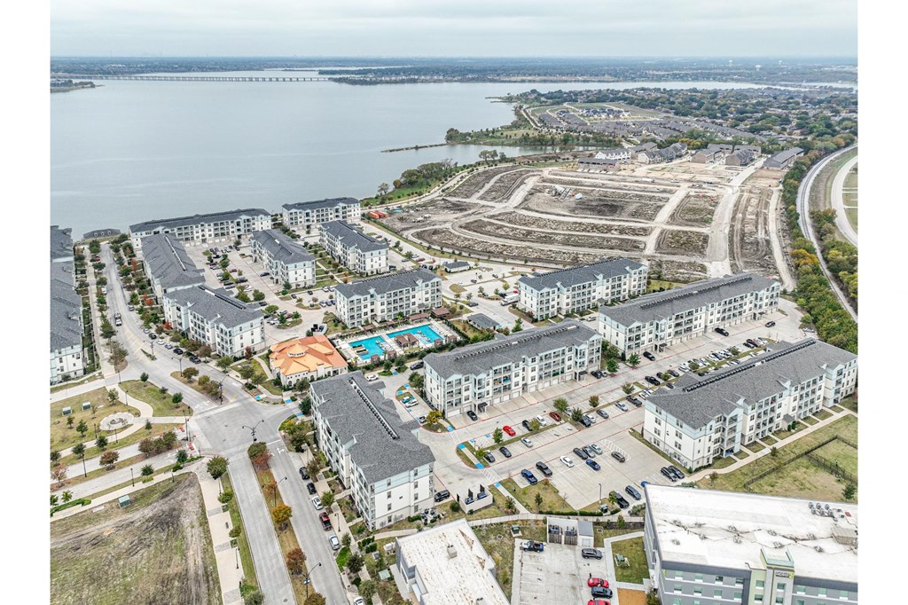 aerial view of Park at Bayside apartments