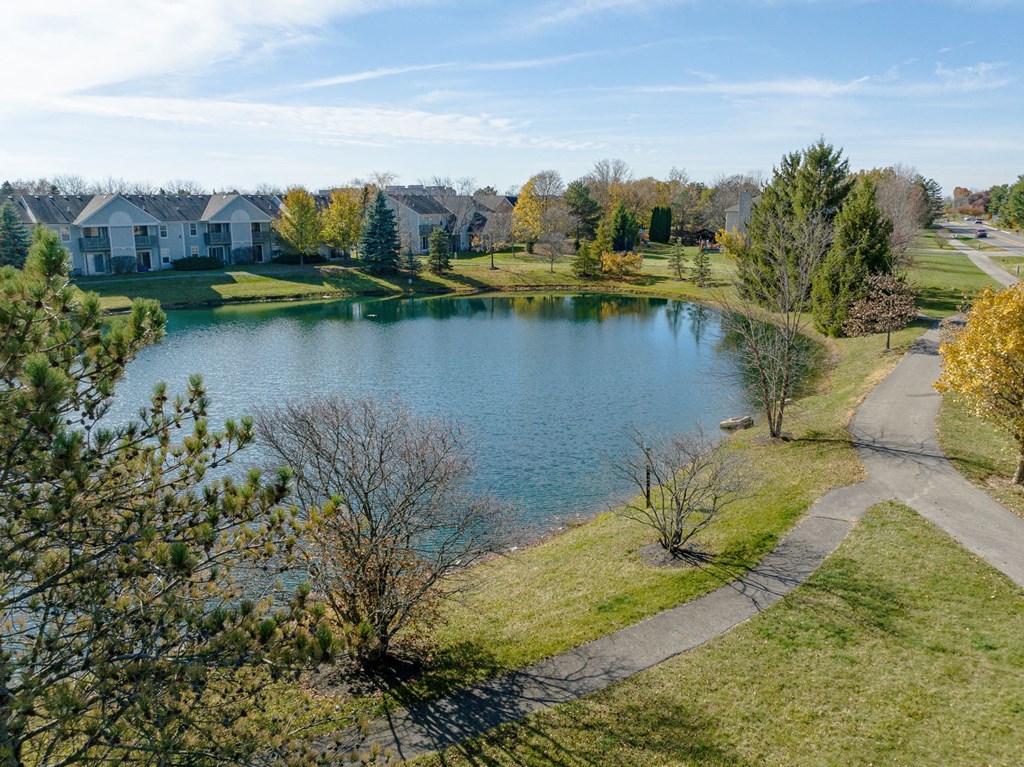 Perimeter Lakes apartments exterior lake view