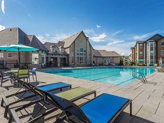 Swimming Pool and Clubhouse at Red Hawk Ranch, Louisville, KY 40241