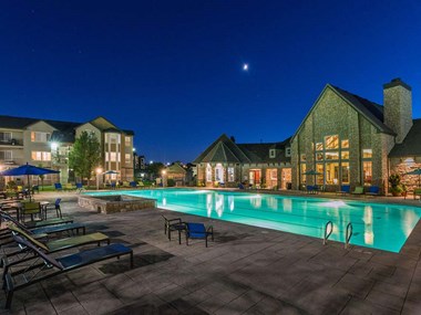 Swimming Pool and Clubhouse at Red Hawk Ranch, Louisville, KY 40241 - Photo Gallery 2