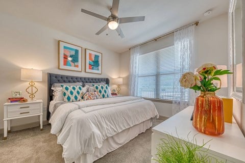 Gorgeous Bedroom at Retreat at the Rim, San Antonio