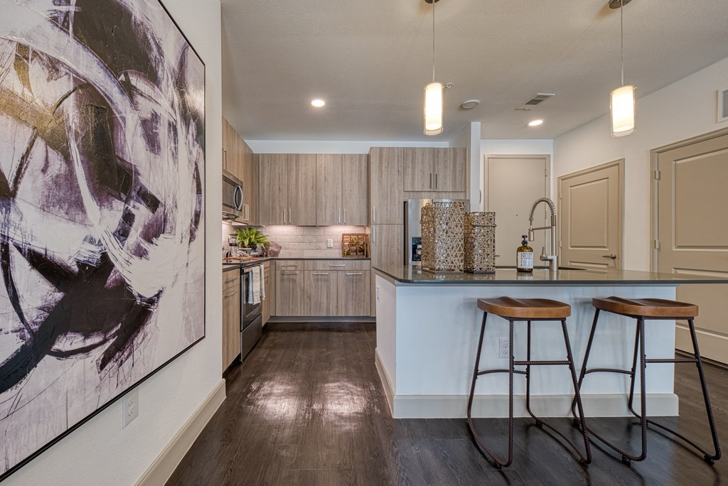 Gourmet Kitchen With Island at Retreat at the Rim, San Antonio, TX, 78287