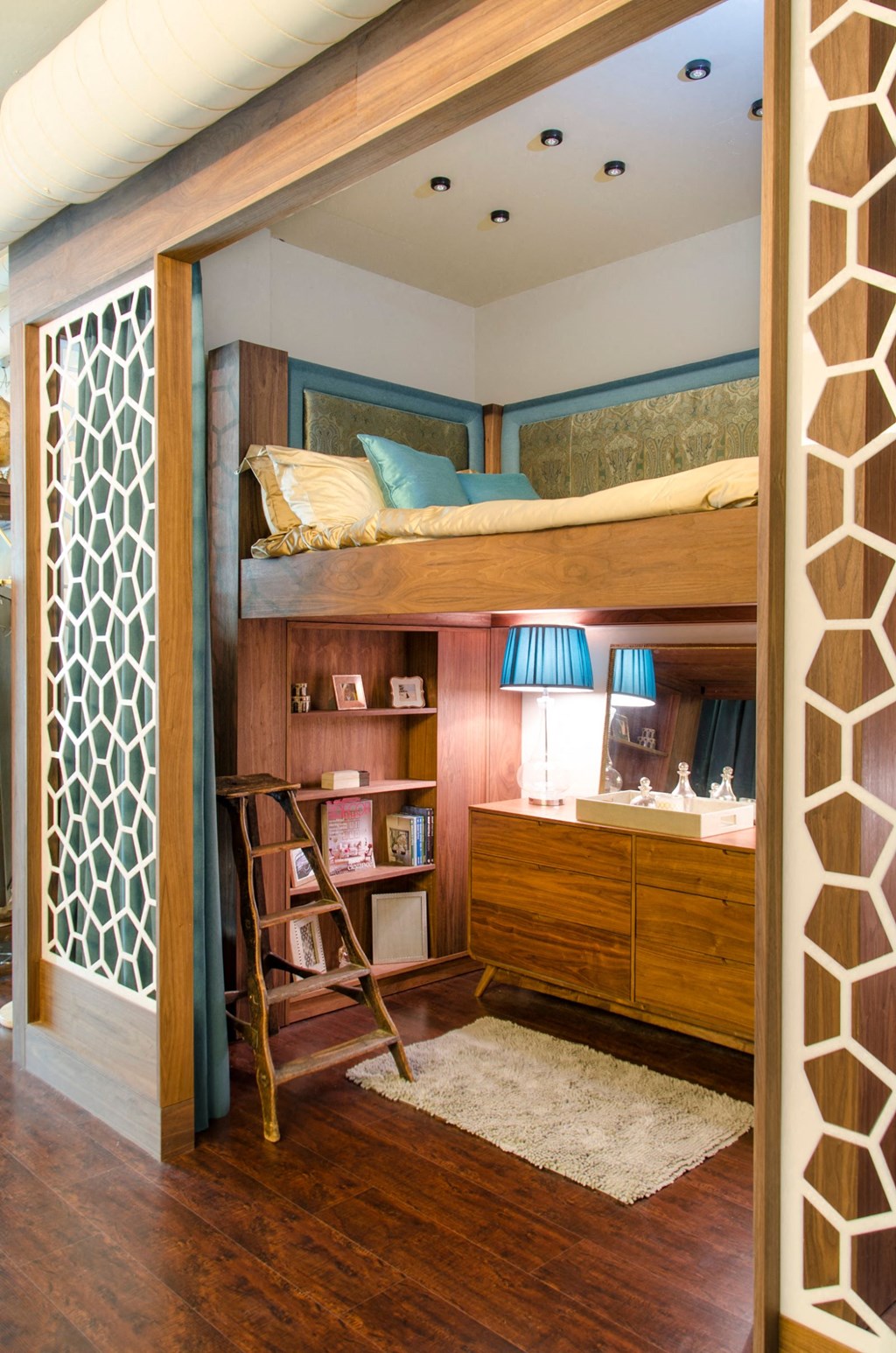 Room 1 Bedroom at Met Lofts, Los Angeles, 90015