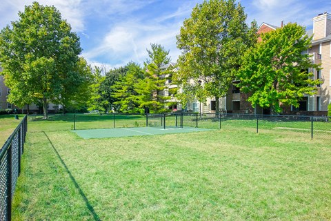 Dog Park at Saw Mill Village Apartments, Columbus, Ohio