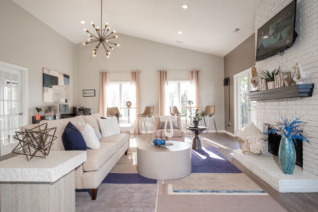 Sterling Park apartments social lounge