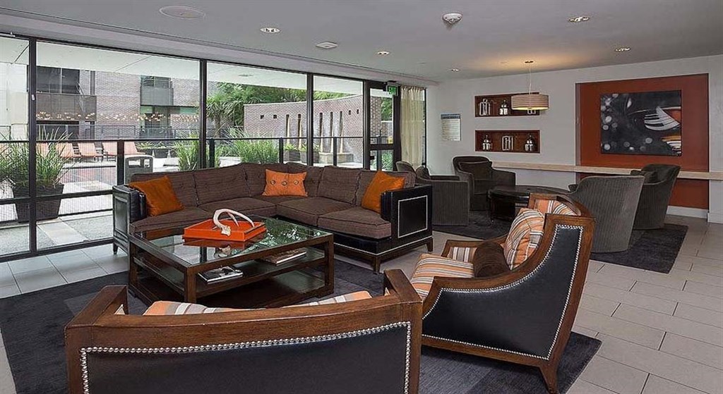 Resident Lounge at Berkshire Riverview, Austin, Texas