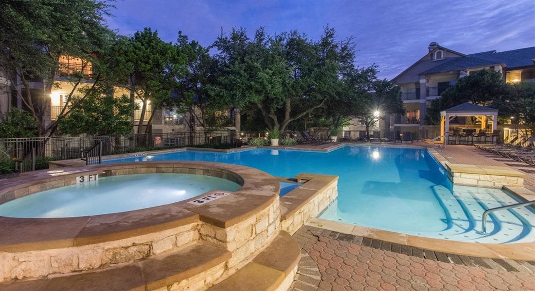 Amenities Two Pools & Spa