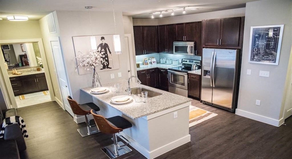 Fitted Kitchen With Island Dining Fitted Kitchen With Island Dining at Berkshire Amber, Dallas, 75248