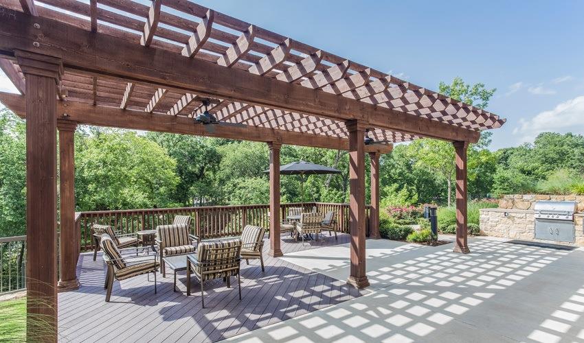 Gazebo With Multiple Built-In Stainless Barbecue Grills at Berkshire Medical District, Dallas, TX