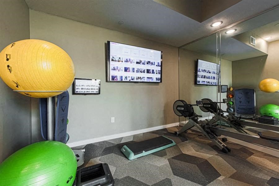 yoga and flex studio at Aspire at 610 apartments