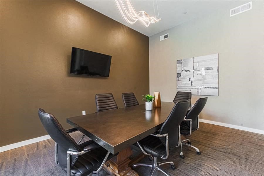 Conference room at Aspire at 610 apartments