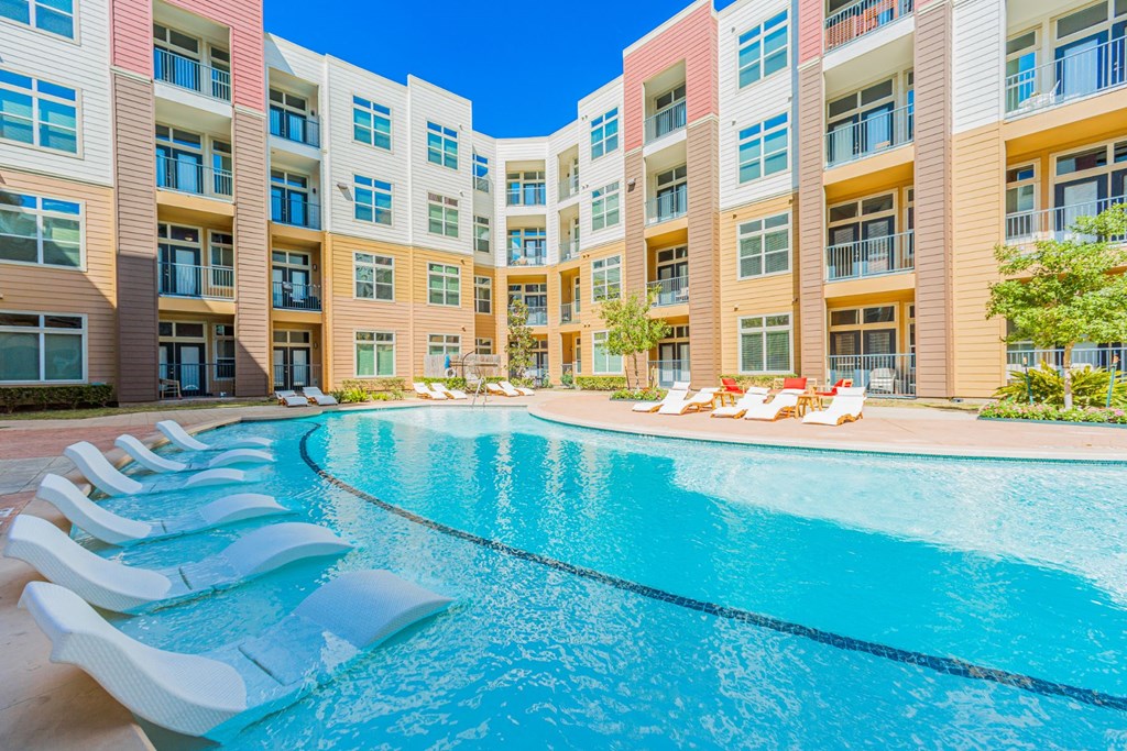 Aspire At 610 Apartments, 8900 Lakes at 610 Dr, Houston, TX - RentCafe