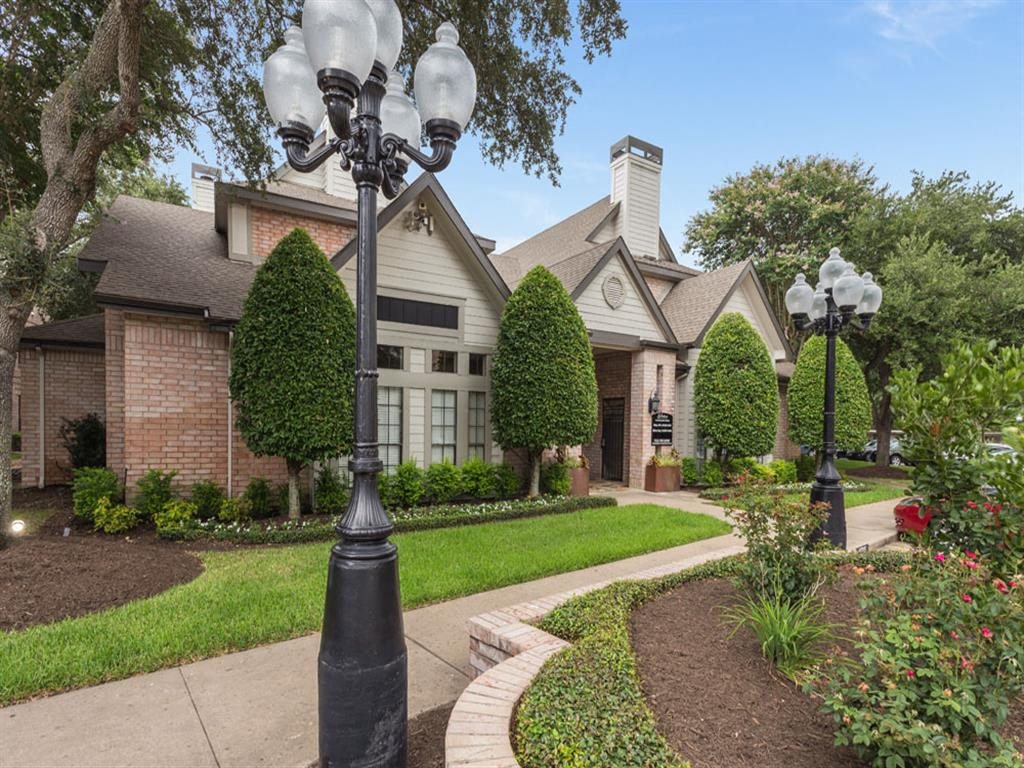 Exteriors-Green Space Walking Trails Green Space Walking Trails at Greenbriar Park, Houston, 77030