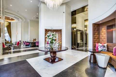 lobby lounge at The Ivy luxury apartments