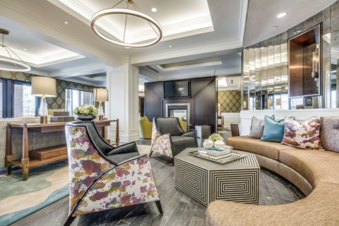 social lounge at The Ivy apartments