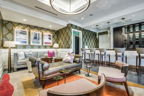 social lounge at The Ivy apartments