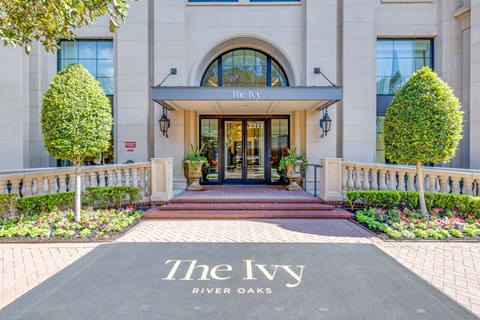 entrance to The Ivy apartments 2311 Mid Lane, Houston, TX